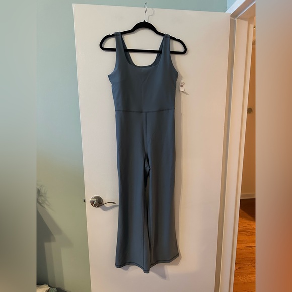 NWT Old Navy sleeveless power soft flared active jumpsuit ocean shale blue - Picture 5 of 8